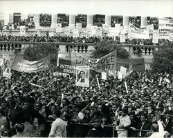 trafalgar-square-rally-1100px.gif
