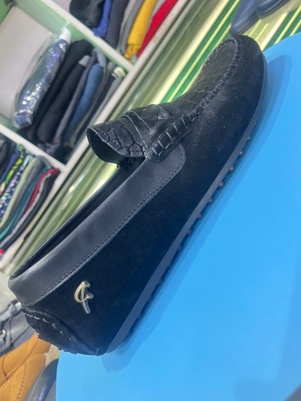 REFREDINADO's Black Crocodile-embossed Leather Loafers view 2