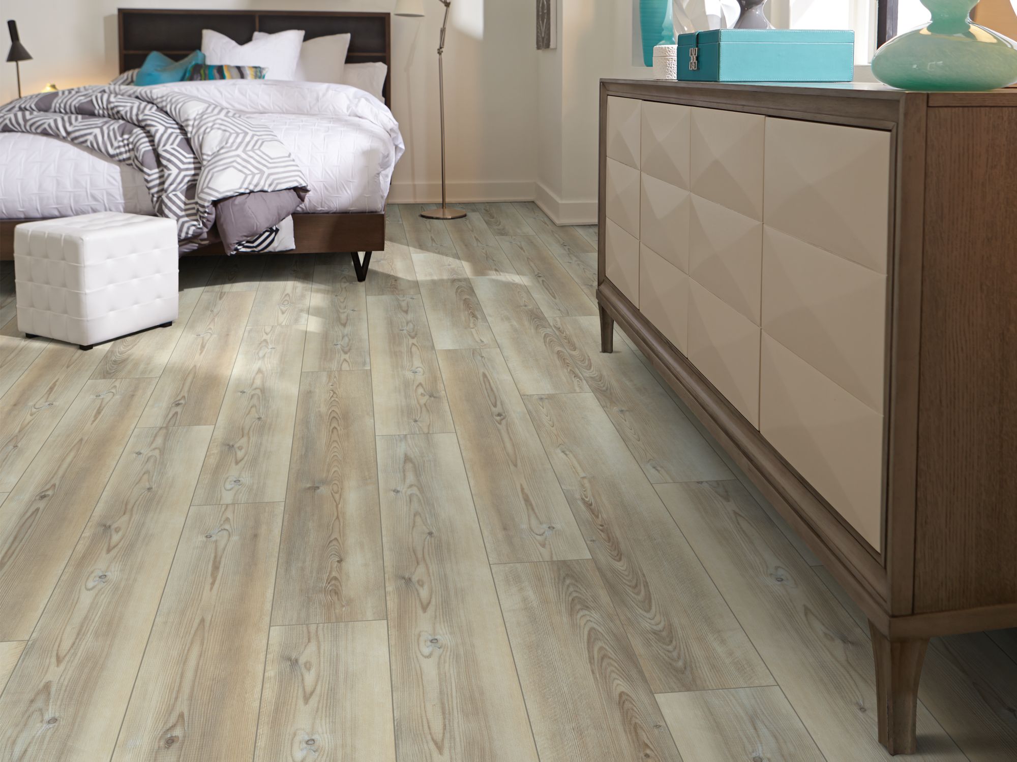 Shaw Paragon 7 Plus Cut Pine From Znet Flooring