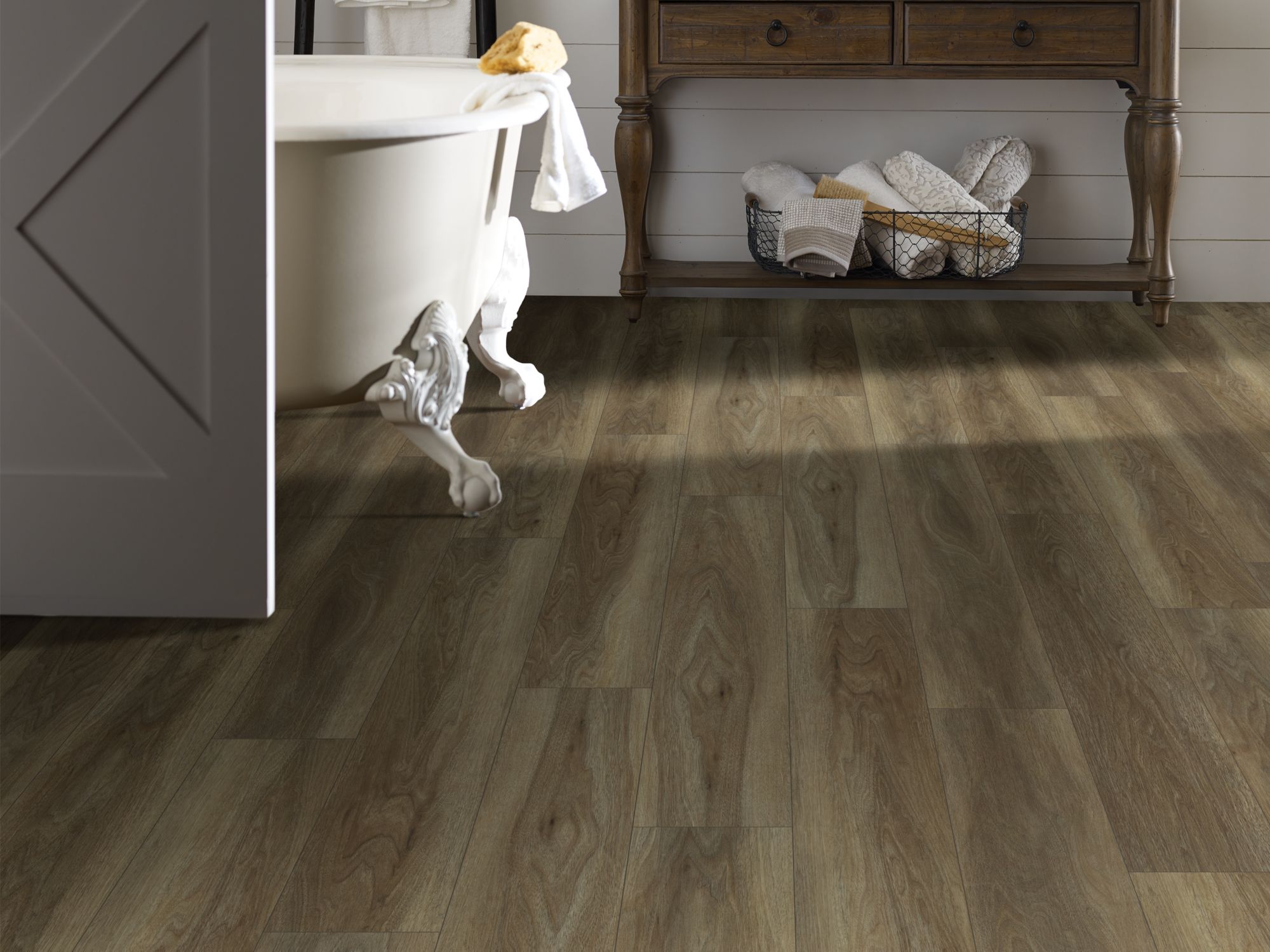 Shaw Paragon 7 Plus Wire Walnut From Znet Flooring