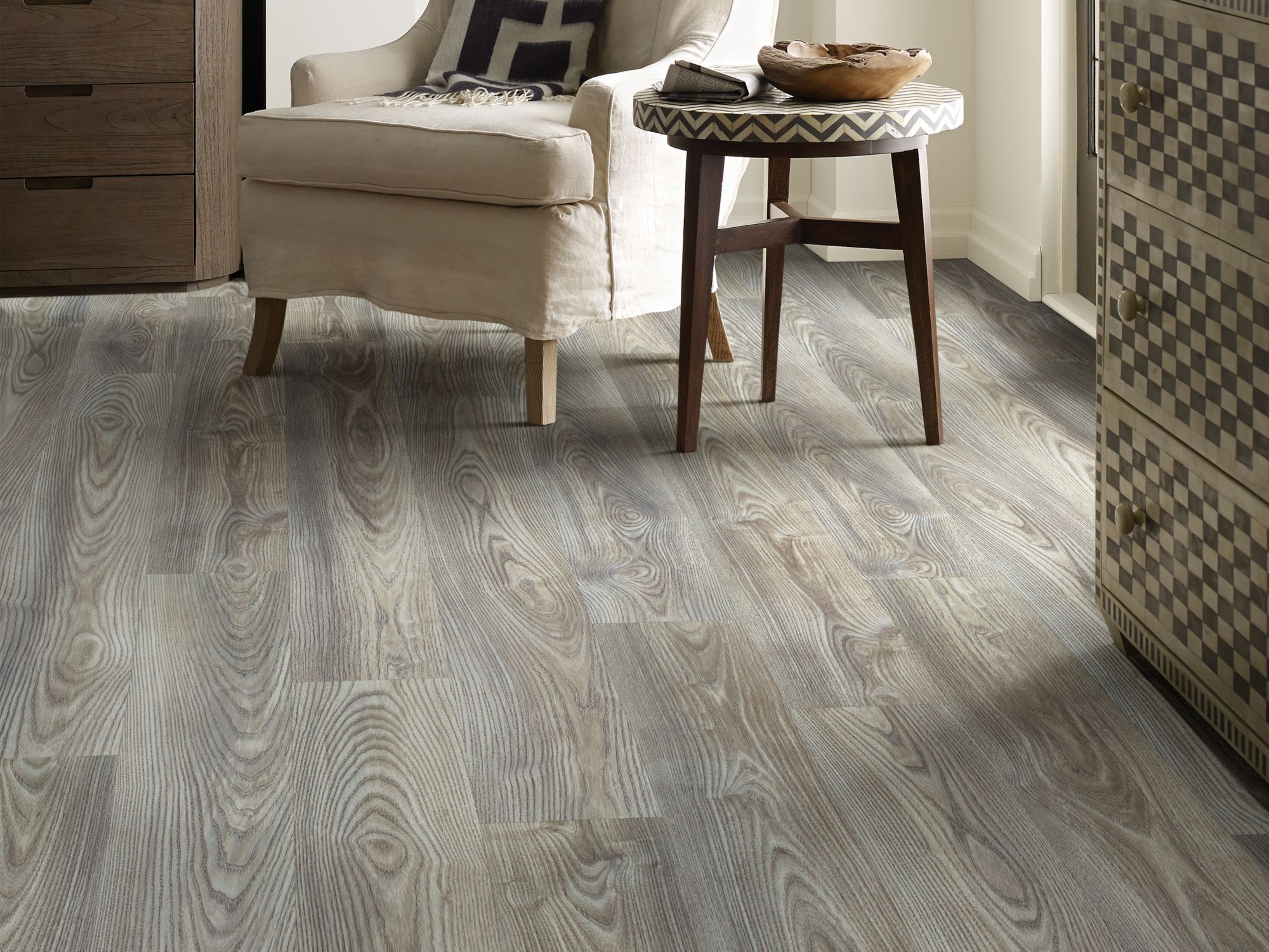 Shaw Anvil Plus Grey Chestnut From Znet Flooring