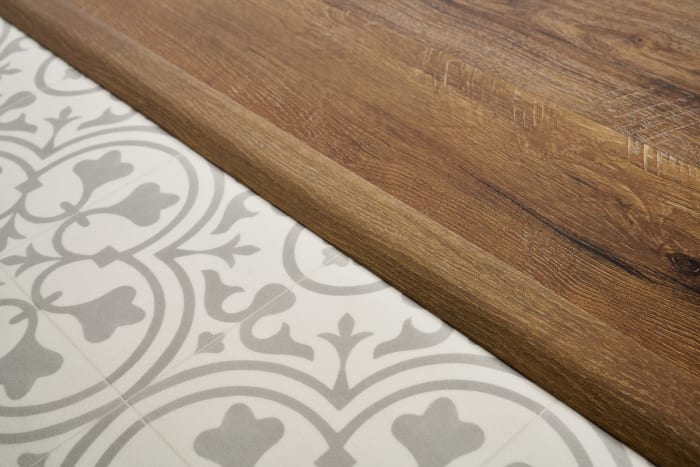 591888 Cottage Clay APP112 (RED) - Mannington 360 - Reducer 94" - 591888 Cottage Clay APP112 (RED)