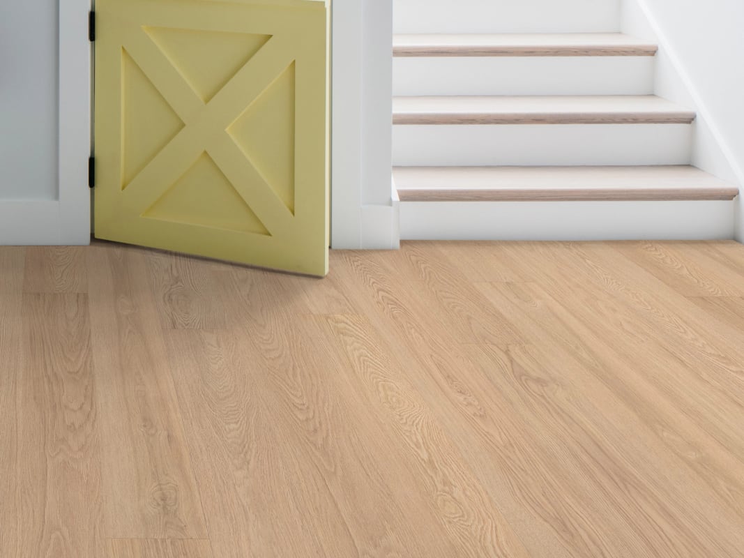 SL120_02040 - Shaw Laminate - Oak Crest - Woodmont Buff