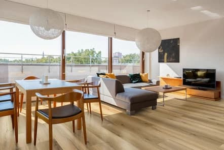 P2244-M2502 - TRUCOR Pinnacle - Prime Pinnacle - Rocca Oak