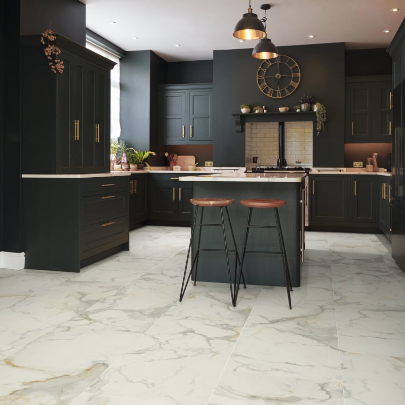 LM33 - Karndean - Art Select Stone Gluedown - Calacatta D’Oro