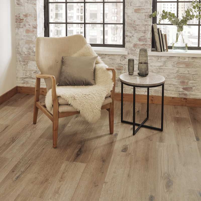 KP144 - Karndean - Knight Tile Gluedown - Washed Character Oak