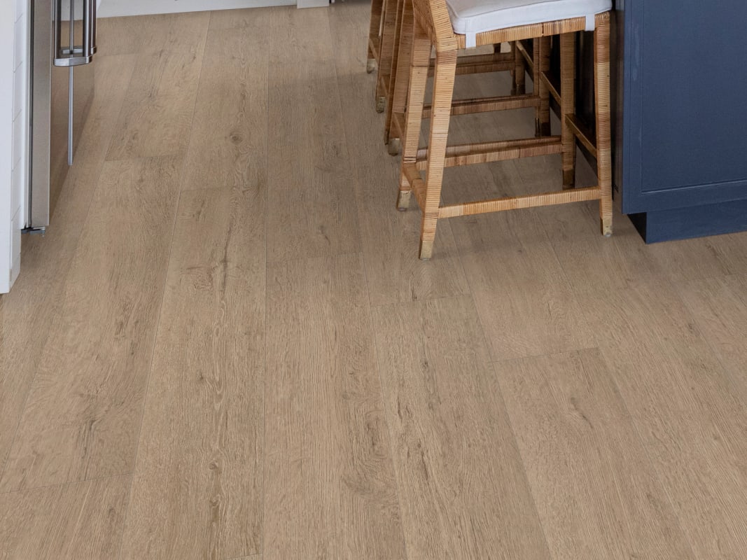 07351_1051V - Shaw Luxury Vinyl Classic Series - Pantheon HD Plus Natural Bevel - Cabet Trails