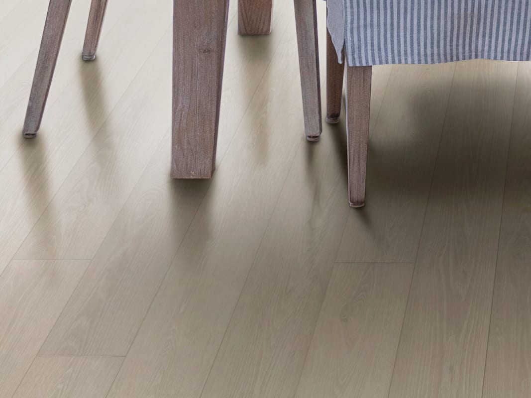 3425V_05256 - Shaw Luxury Vinyl Classic Series - Ambition - Feather Grey