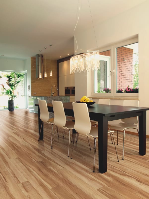 VV023-00508 - COREtec Originals - Classics 5" - Red River Hickory