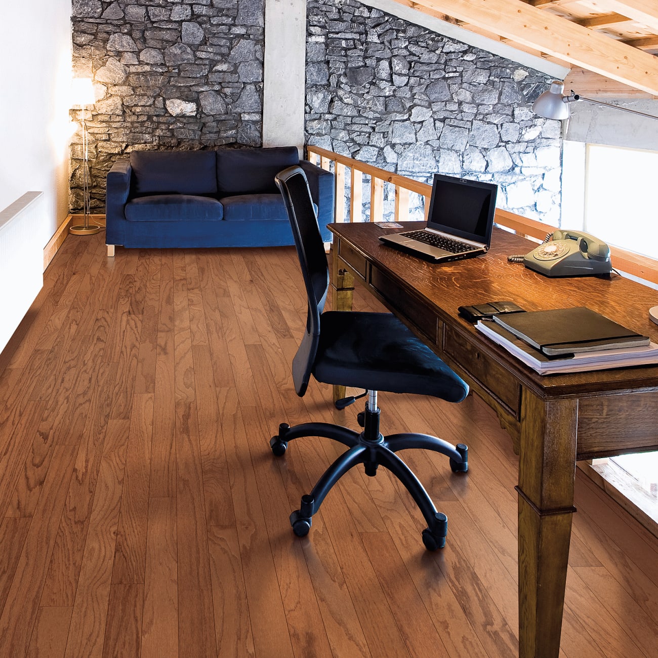 WEC33-20 - Mohawk TecWood Essentials - Woodmore 3" - Golden Oak