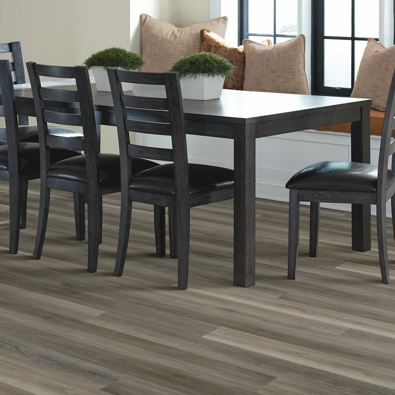 Aladdin Commercial - Mekong Delta 4.5 - Smoked Hiratake | AH093-980