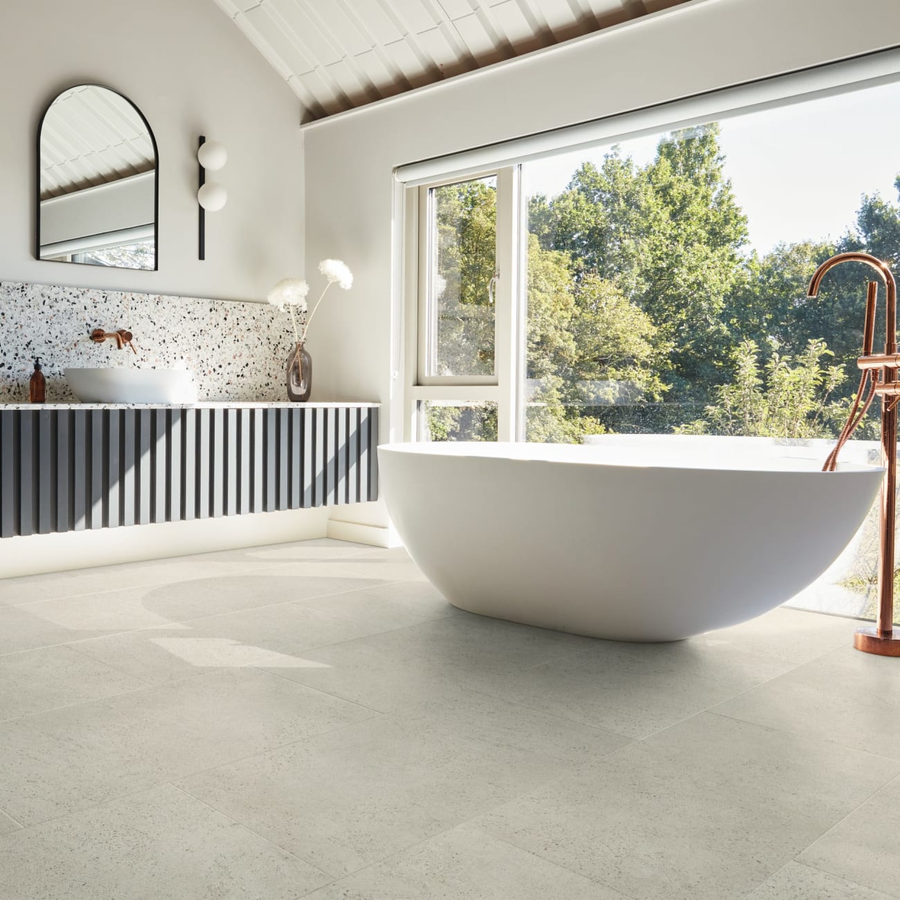 LM39 - Karndean - Art Select Stone Gluedown - Caliza Classico