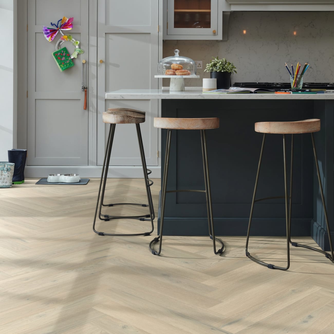 SM-RL26 - Karndean - Art Select Wood Gluedown - Basque Oak (Herringbone)