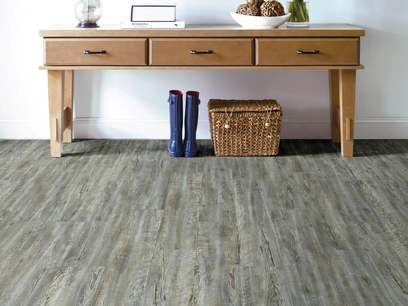 00400_2031V - Shaw Luxury Vinyl Pro Series - Impact Plus - Weathered Barnboard