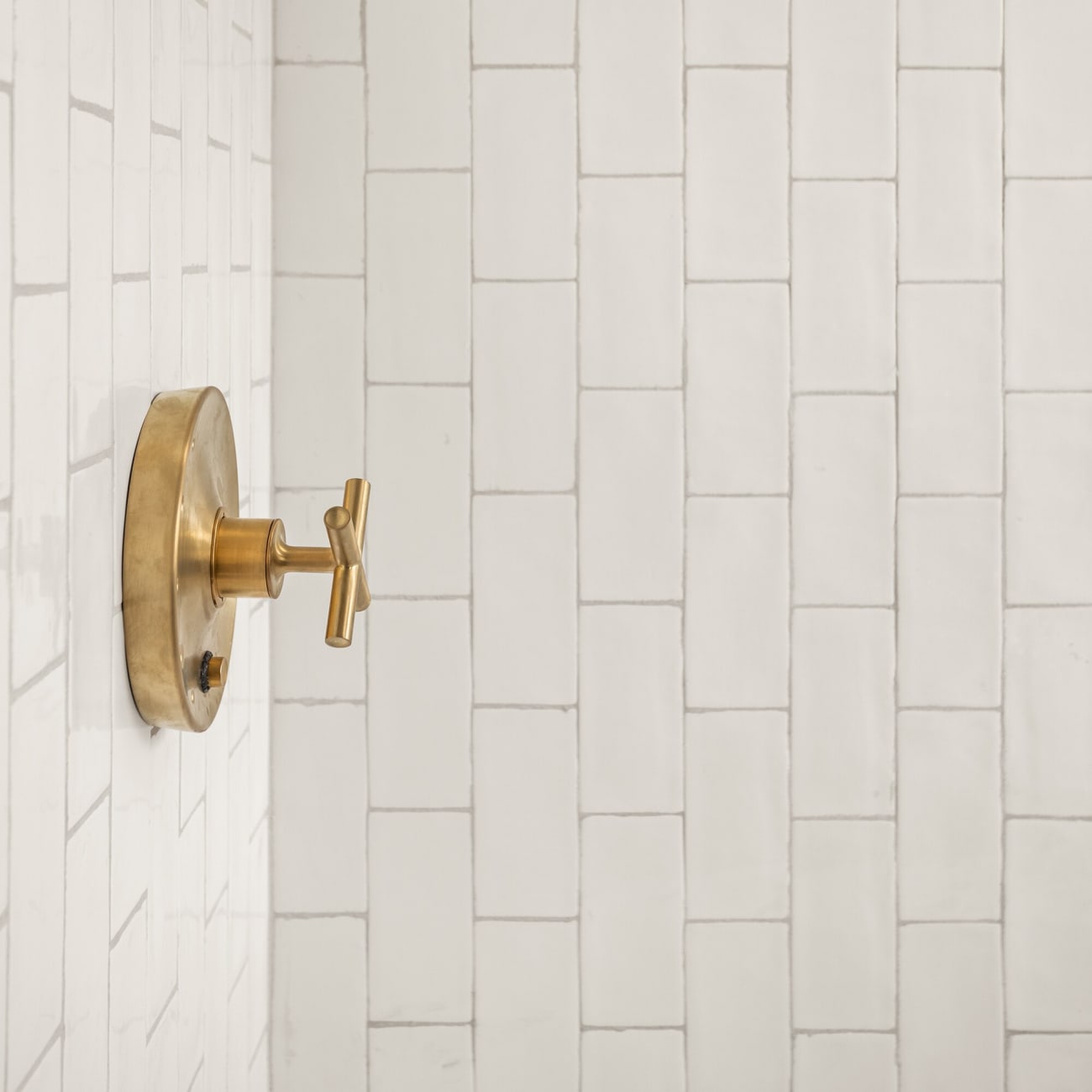 AR93361P - Daltile - Artigiano - Italian Alps - 3.00 in x 6.00 in - Undulated Tile - Glossy