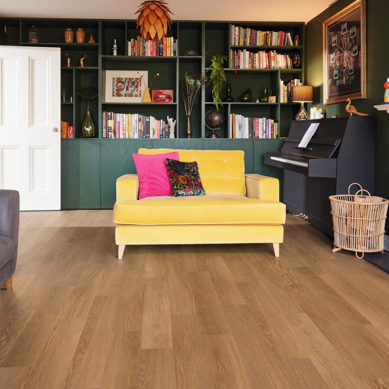 KP155 - Karndean - Knight Tile Gluedown - Honey Limed Oak