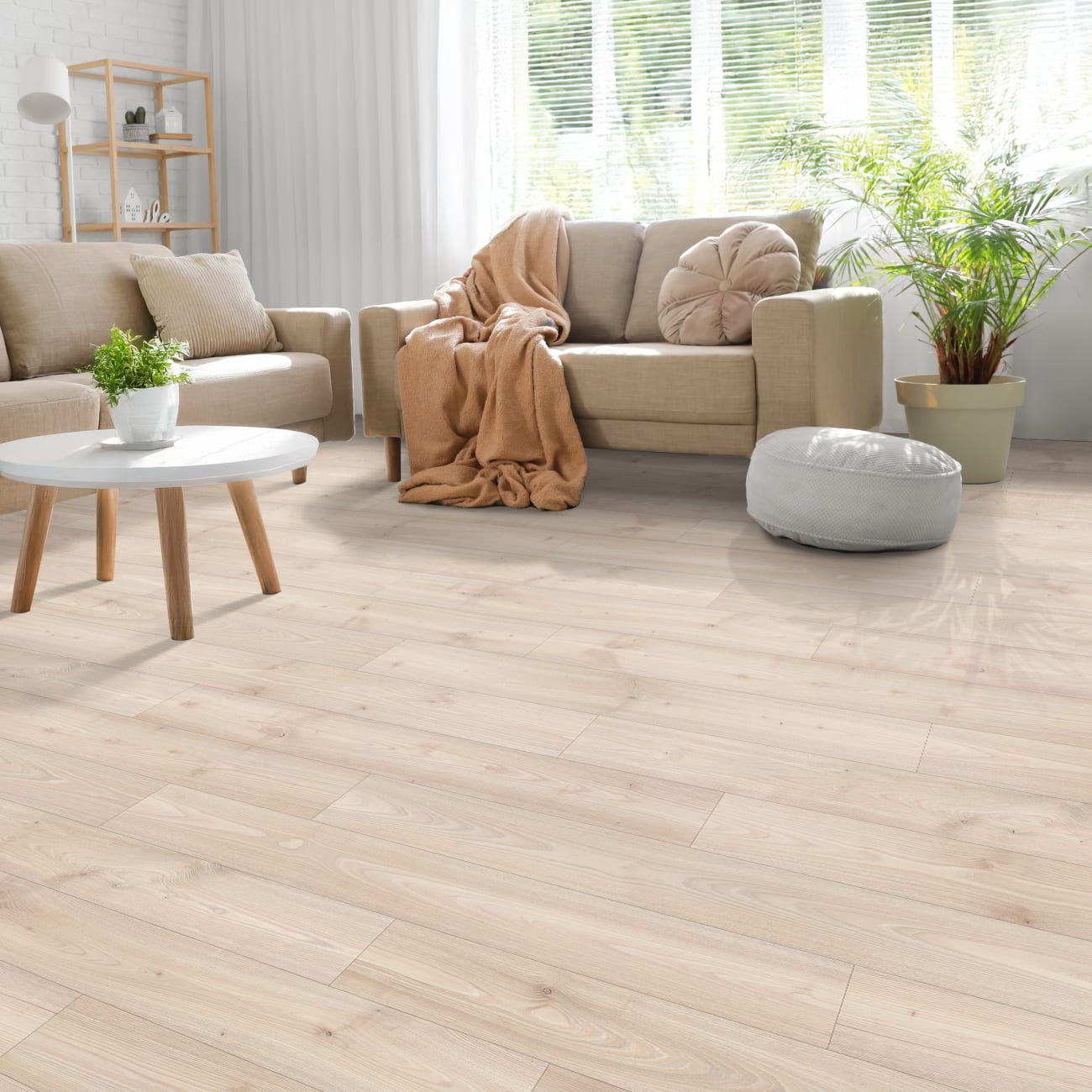 CDL14-139 - Mohawk RevWood Plus - Madison Aisle - Pewter Chestnut
