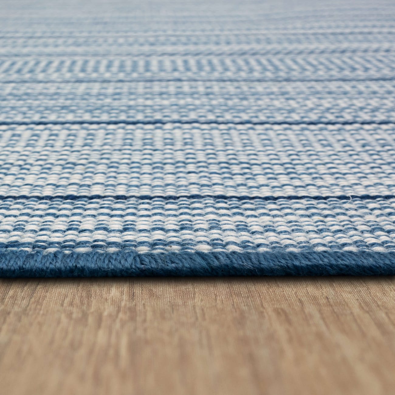 R1471-103 - Karastan Rugs - Bar Harbor - Blue R1471