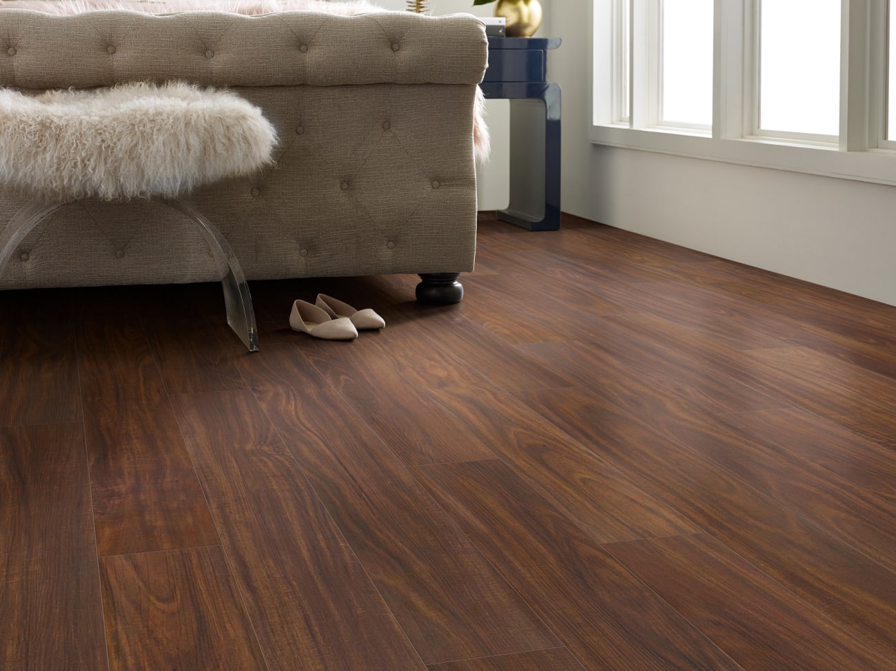 3527V_00838 - Shaw Luxury Vinyl Classic Series - Traditions - Rich Mahogany