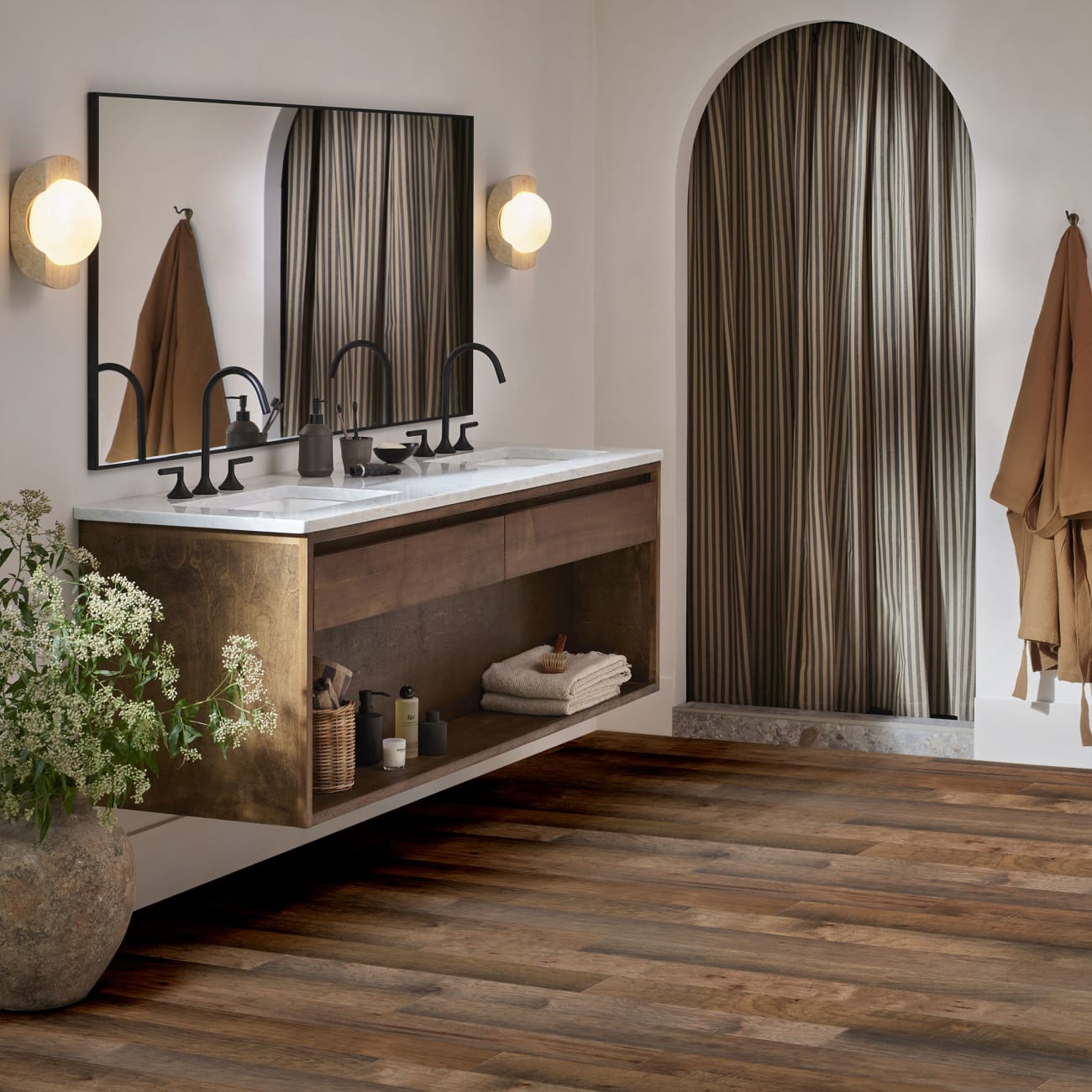 AA791-13001 - Anderson Tuftex - Bernina Hickory - Cambrena