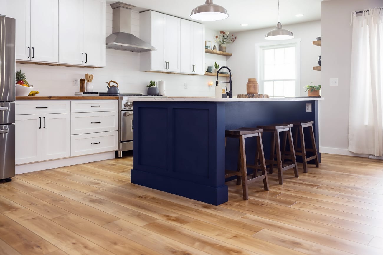 VV012-00760 - COREtec Originals - Enhanced 7" - Manila Oak