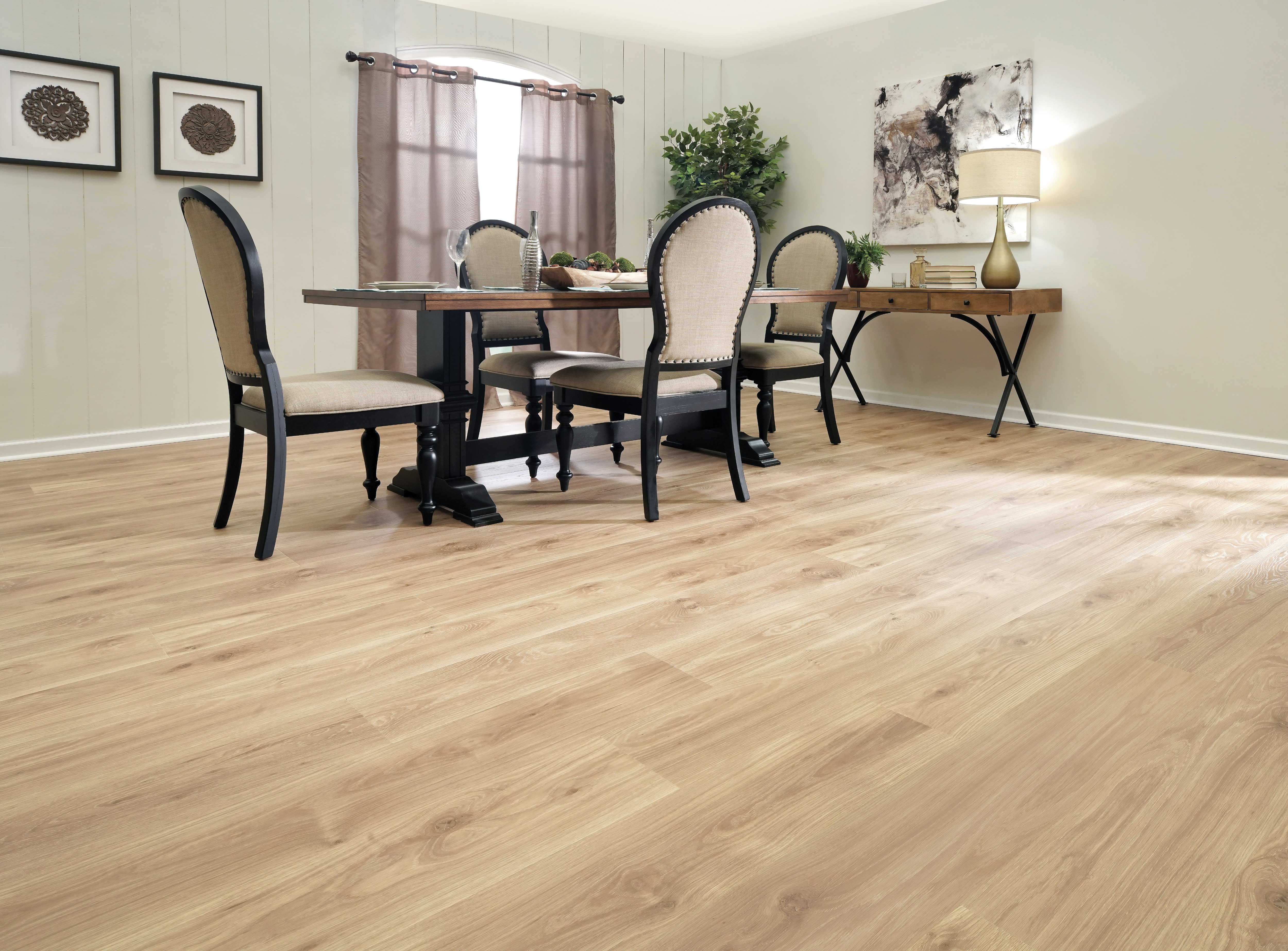 Mohawk RevWood Premier - Ivey Gates - Nantucket Beige Oak