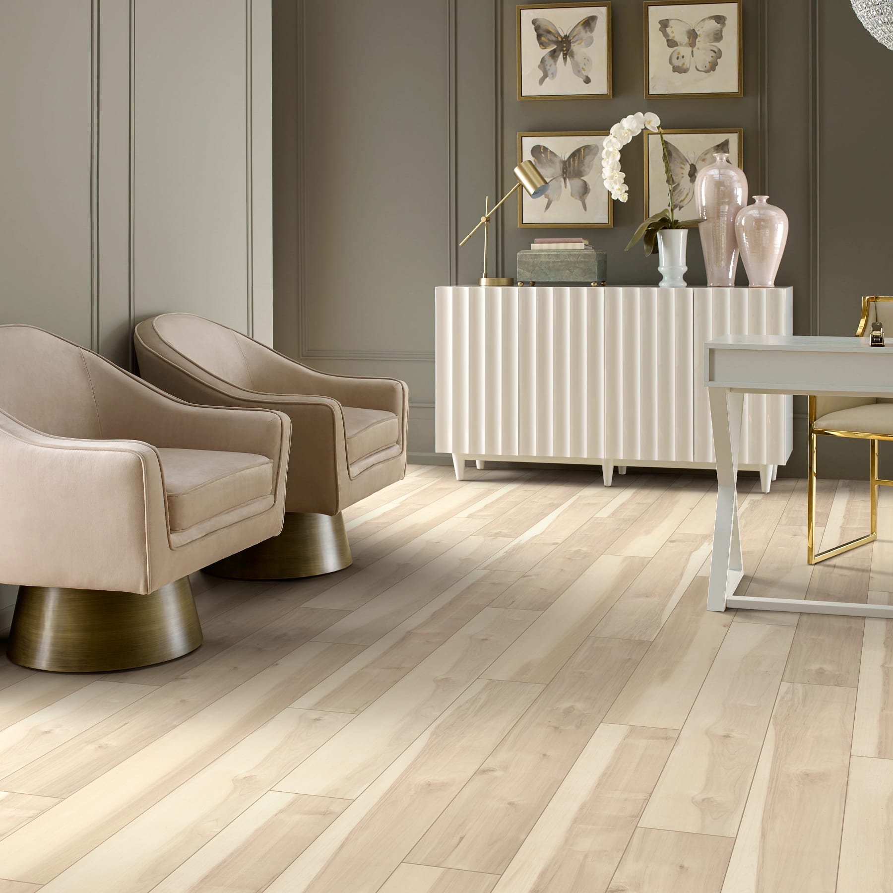 Shaw Luxury Vinyl Pro Series - Allegiance Plus Accent - Atlas Maple