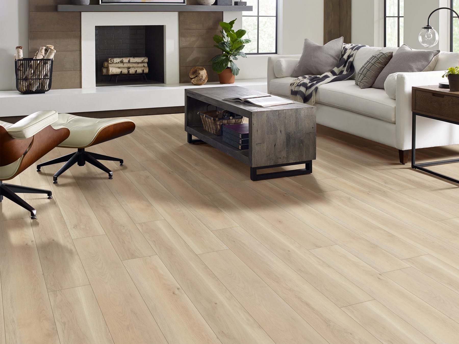 Shaw Luxury Vinyl Pro Series - Paragon HD Plus Natural Bevel - Cambridge