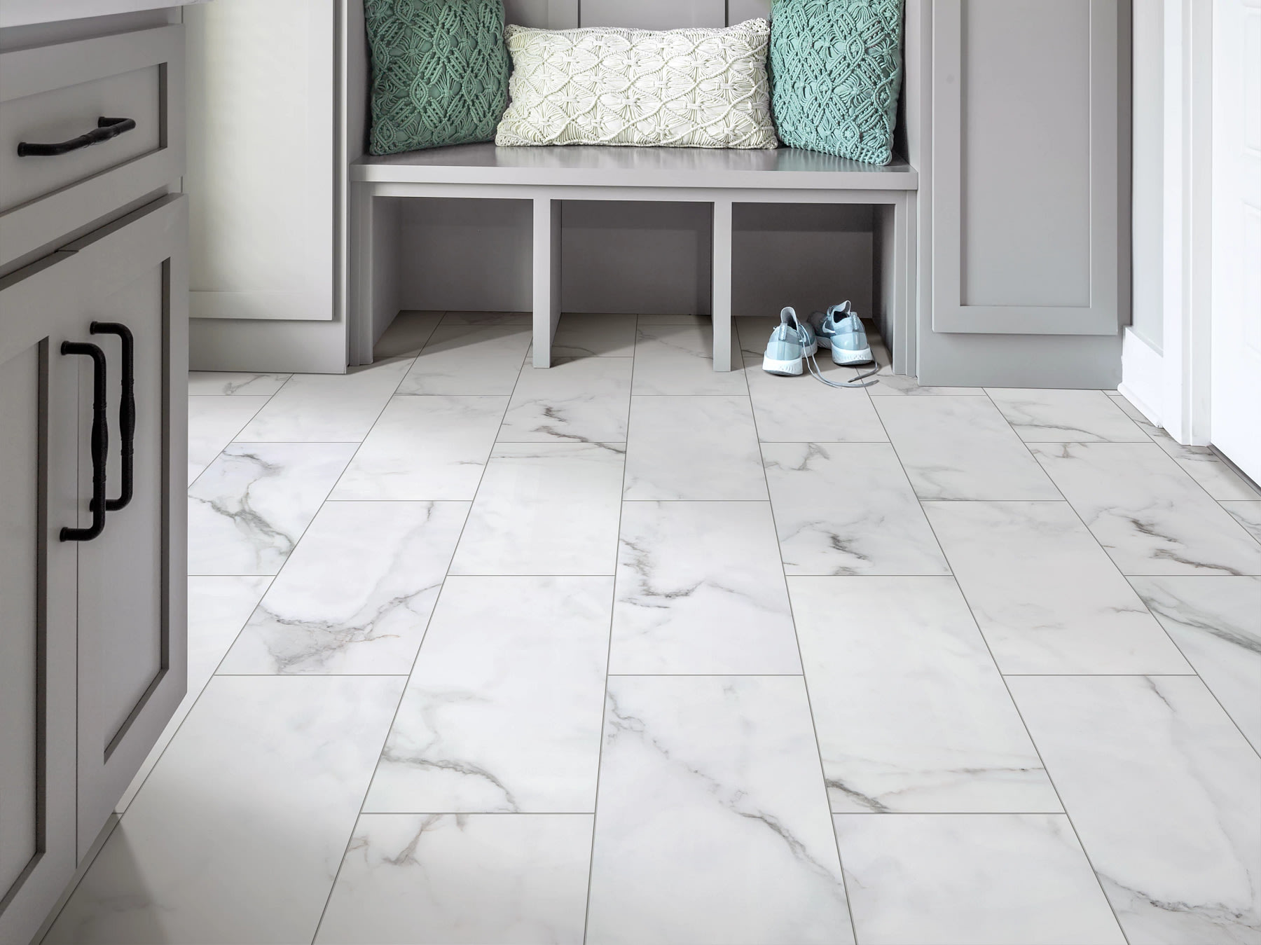 Shaw Luxury Vinyl Pro Series - Synergy - Platinum White