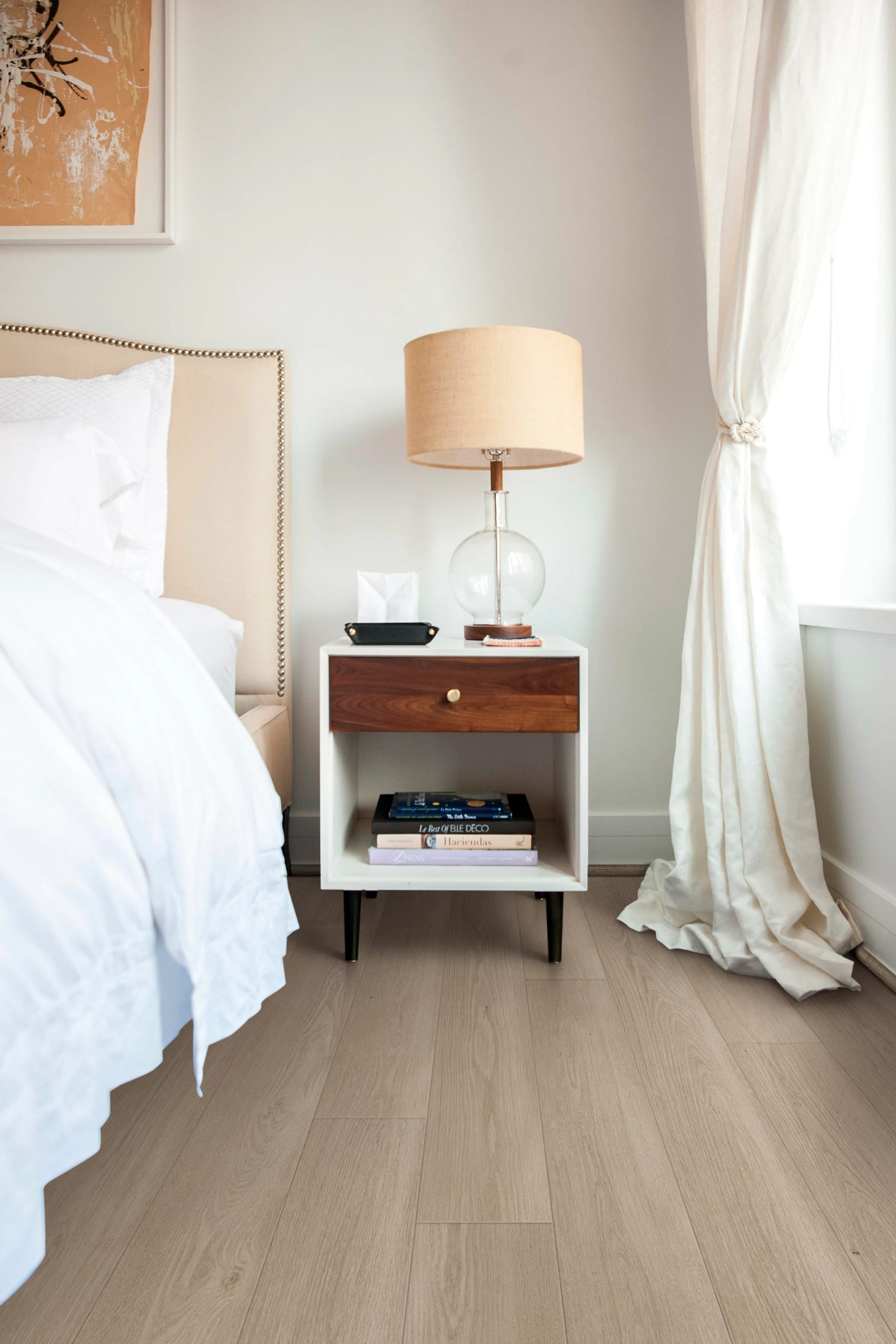 COREtec Soft Step - Premium 7 x 60 Integrated Bevel - Balanced Oak
