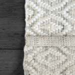 AG692987109 - small 3