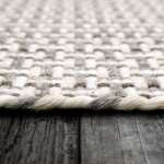 AG692985981 - small 2