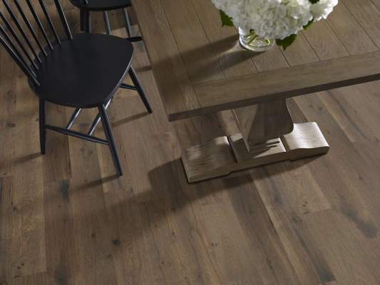 SW673_09023 - Shaw Repel - Reflections Hickory - Majestic