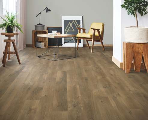 CDL81-04 - Mohawk RevWood Plus - Crest Haven - Briarwood Oak