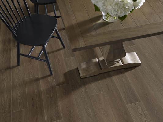 07066_2045V - Shaw Floorte - Distinction Plus - Barrel Oak