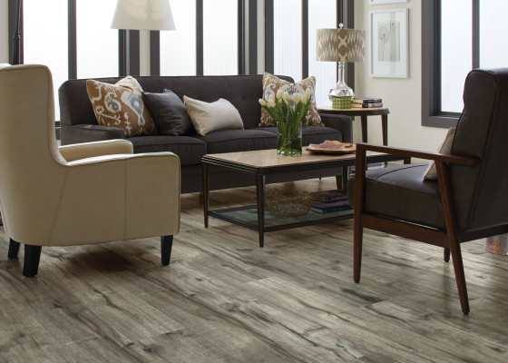 05011_SL426 - Shaw - Pinnacle Port Plus - Weathered Hickory