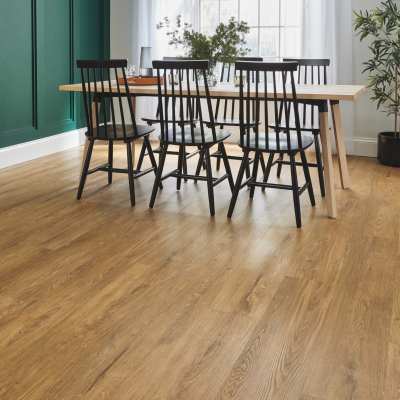 RKP8237 - Karndean - Korlok Select - Glenmore Oak
