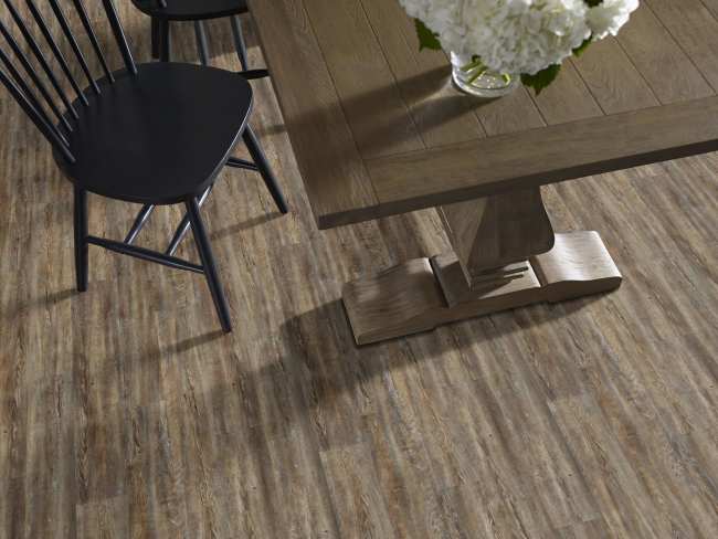 00717_2031V - Shaw Floorte Pro - Impact Plus - Tattered Barnboard