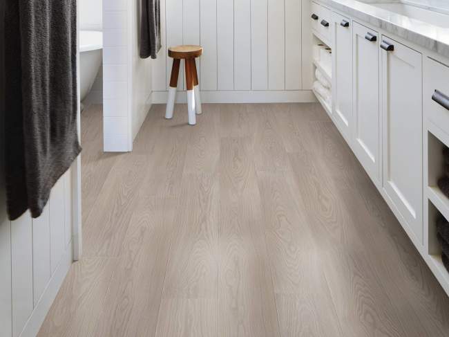 05228_2045V - Shaw Floorte - Distinction Plus - Earthy Taupe