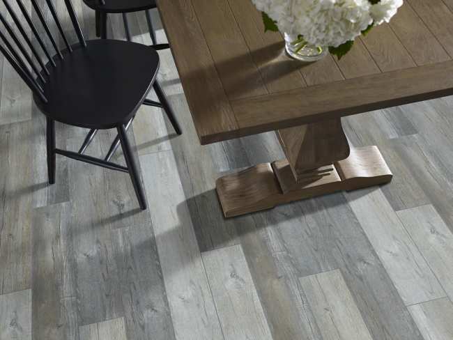 05048_2042V - Shaw Floorte - Goliath Plus - Greyed Barnboard