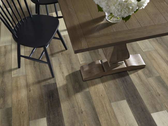 00249_2042V - Shaw Floorte - Goliath Plus - Warm Brown