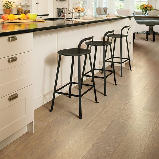 AA816-07014 - Anderson Tuftex - Noble Hall - Majesty