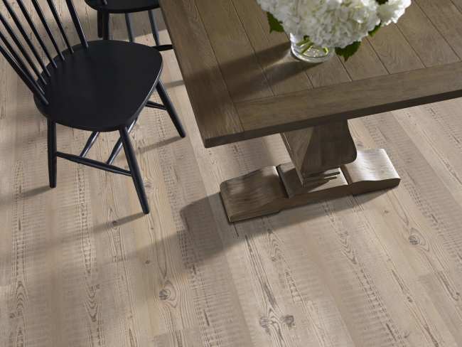 07063-2357V - Shaw Floorte Pro - Anvil Plus 20mil - Accent Pine