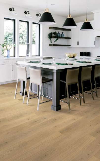 CDL05-248 - Mohawk RevWood Plus - Hampton Villa - Tulip Shell Oak
