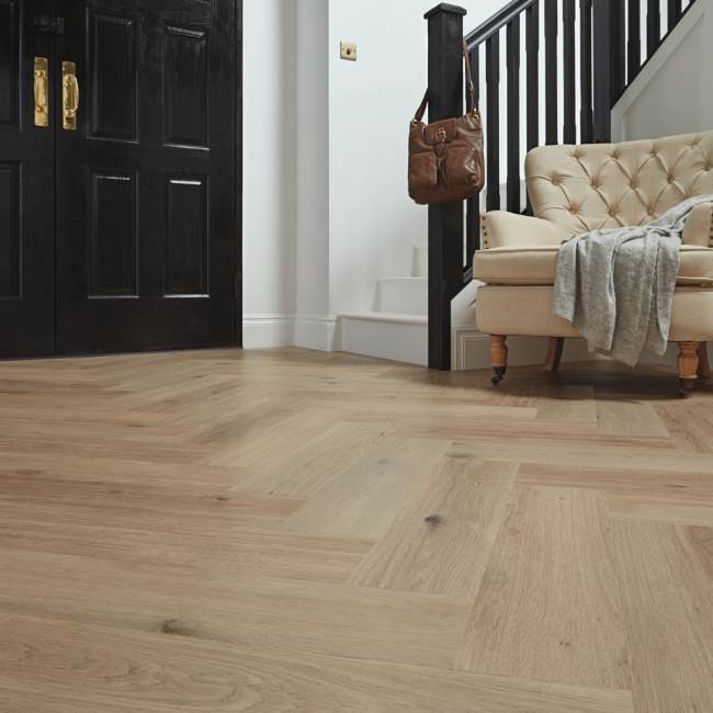 SM-RKP8116 - Karndean - Korlok Select - Canadian Urban Oak Herringbone