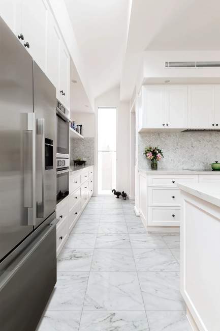 VV840-12275 - COREtec Tile - SPC 18 - Eterna Marble