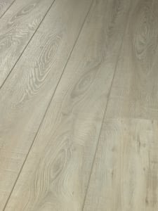 00589_2001V - small 1