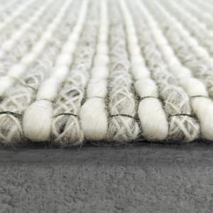 VF584622190 - small 2