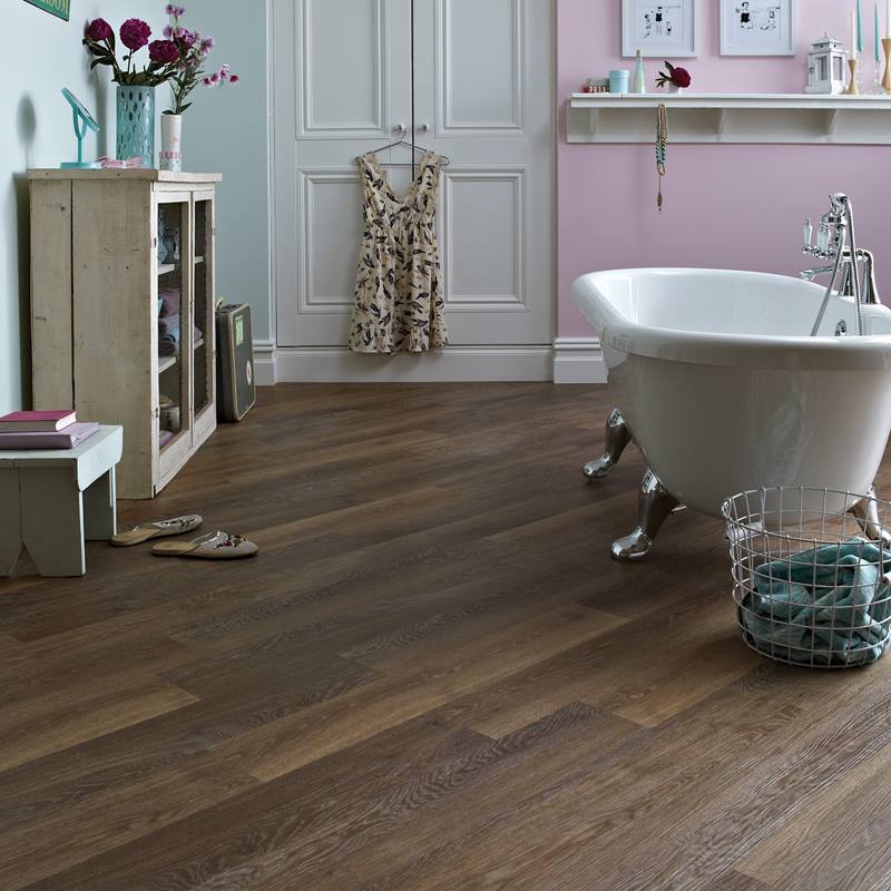 KP96 - Karndean - Knight Tile Gluedown - Mid Limed Oak