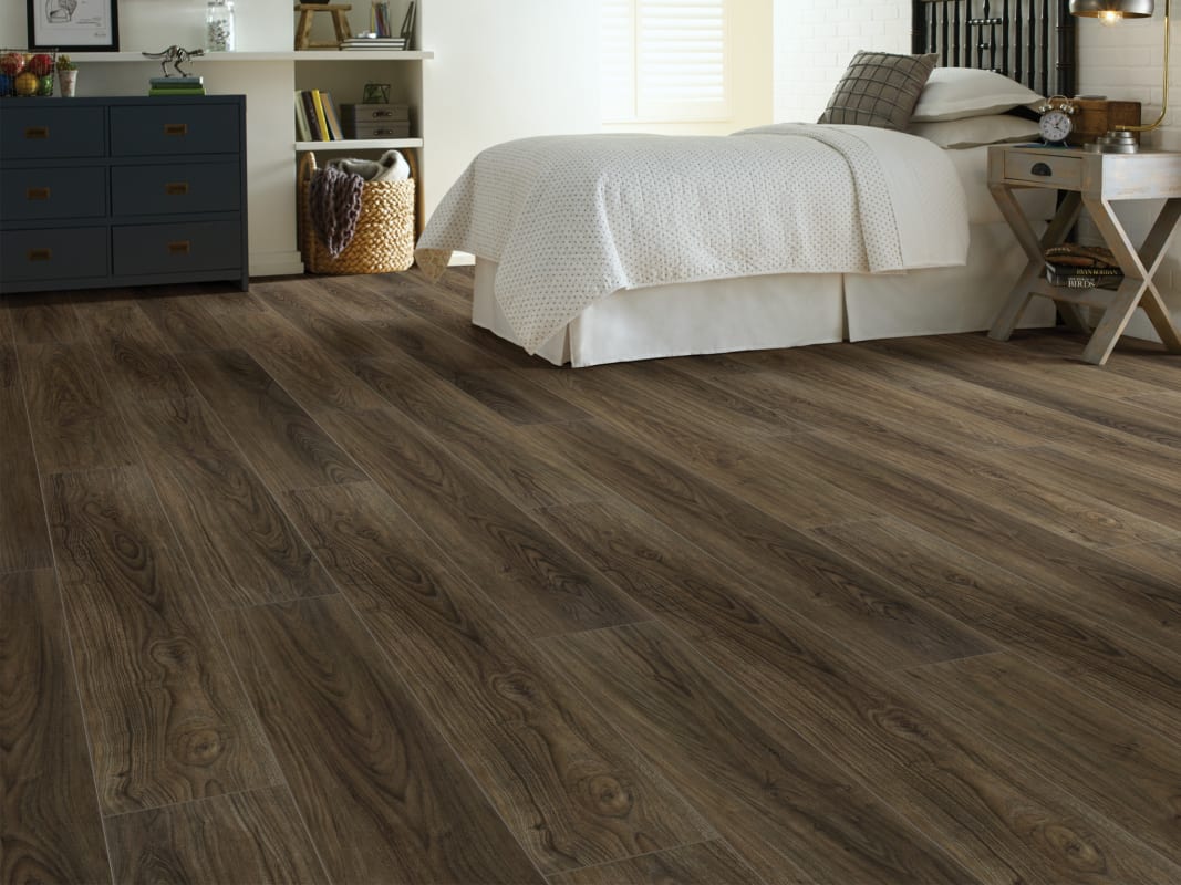 07077-3302V - Shaw Floorte Classic - Titan HD Plus Platinum - Vintage Leather